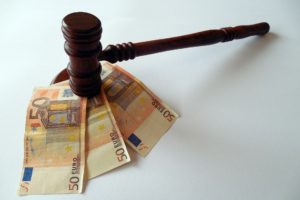 Rechtsschutzversicherung im Abgasskandal: Zahlen ARAG, ADAC, HUK & Co?
